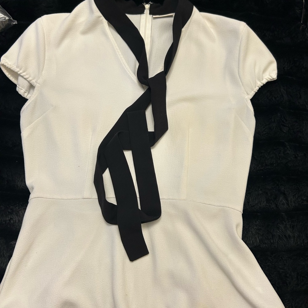 New York & Company White Short-Sleeve Blouse with Black Neck Tie